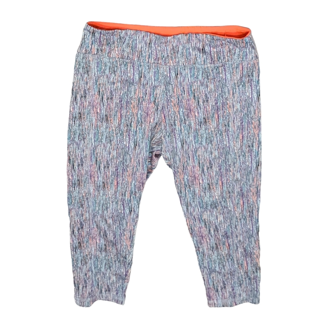 Take a Walk Mid Calf Leggings Size L‎ (M362)